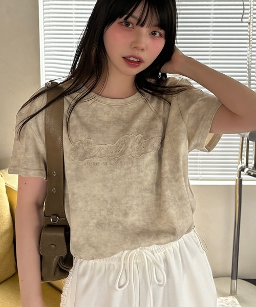 VQ（ブイキュー）の「Hem drawstring cropped Applike Short sleeve t-shirt / 裾 ドローコード クロップド アップリケ 半袖Tシャツ / 裾口のドローコードで着丈を調節、Y2Kコーデに◎（Tシャツ/カットソー・レディース・ダークグレー/ベージュ/ライトグレー・FREE）」の16枚目の写真
