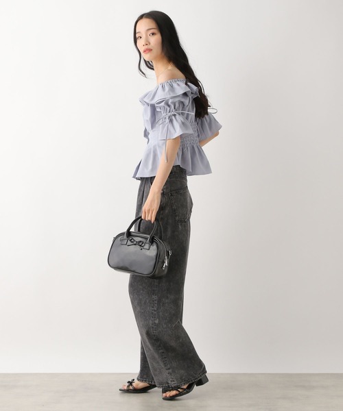 Heather（ヘザー）の「フリルデザインオフショルブラウス 452794