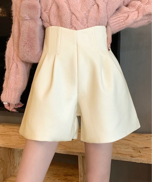kirakiraShop(キラキラショップ)の「ハイウエスト タック ショート フレアパンツ ショートパンツ 短パン ショーパン(その他パンツ・レディース・クリーム/ブラック・S/M/L)」の20枚目の写真