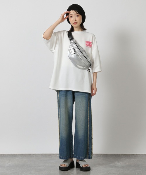 LAKOLE（ラコレ）の「ダイナーバックプリントＴ / 455521（Tシャツ/カットソー・メンズ・ブラック/ホワイト/マスタード・MEDIUM/LARGE）」の6枚目の写真