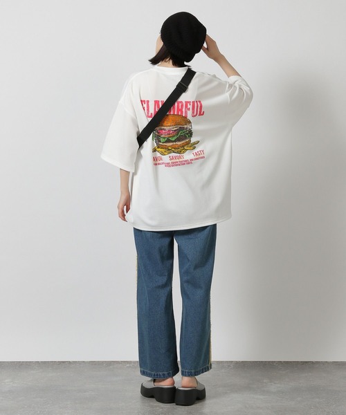 LAKOLE（ラコレ）の「ダイナーバックプリントＴ / 455521（Tシャツ/カットソー・メンズ・ブラック/ホワイト/マスタード・MEDIUM/LARGE）」の8枚目の写真