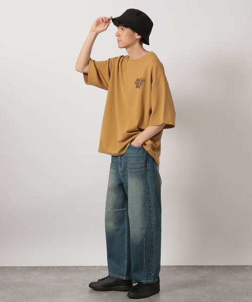 LAKOLE（ラコレ）の「ダイナーバックプリントＴ / 455521（Tシャツ/カットソー・メンズ・ブラック/ホワイト/マスタード・MEDIUM/LARGE）」の14枚目の写真