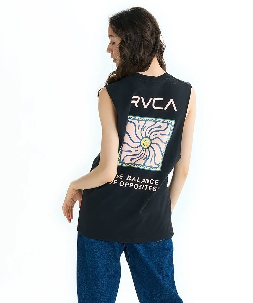 RVCA（ルーカ）の「RVCA レディース SUN WAVE CUTOFF TT タンクトップ 【2025年夏モデル】/ルーカバックプリントルーズフィットシルエットタンクトップ（タンクトップ・レディース・ブラック/イエロー系その他/ホワイト・SMALL/MEDIUM/LARGE）」の5枚目の写真