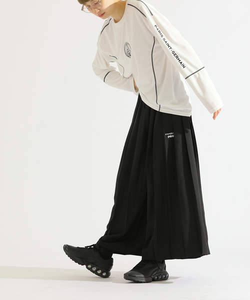 PARIS SAINT-GERMAIN(パリサンジェルマン)の「【EVA*PSG】 JP WIDE-LEG PLEATED PANTS(その他パンツ・レディース・ブラック/ライトグレー・FREE)」の4枚目の写真