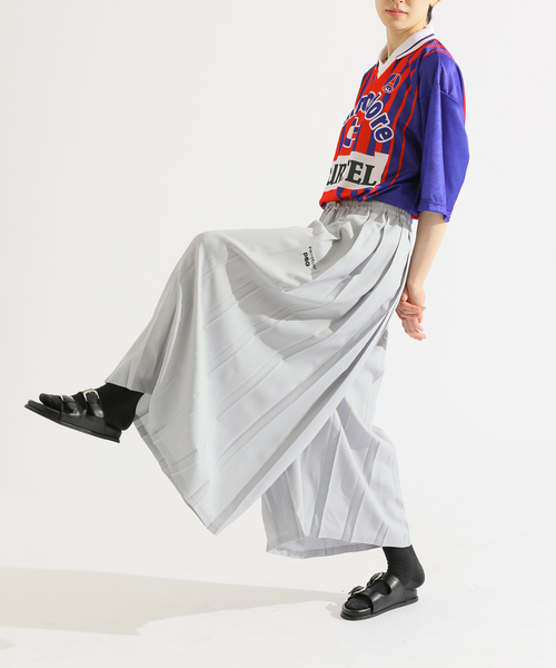 PARIS SAINT-GERMAIN(パリサンジェルマン)の「【EVA*PSG】 JP WIDE-LEG PLEATED PANTS(その他パンツ・レディース・ブラック/ライトグレー・FREE)」の15枚目の写真