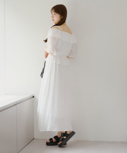 continuer de NICE CLAUP（コンティニューデナイスクラップ）の「【_chipi2xセレクト】2wayフリルペプラムワンピース（ワンピース・レディース・オフホワイト/ブラック/ピンクベージュ・FREE）」の7枚目の写真