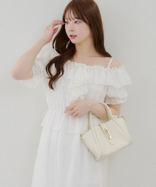 continuer de NICE CLAUP（コンティニューデナイスクラップ）の「【_chipi2xセレクト】2wayフリルペプラムワンピース（ワンピース・レディース・オフホワイト/ブラック/ピンクベージュ・FREE）」の16枚目の写真