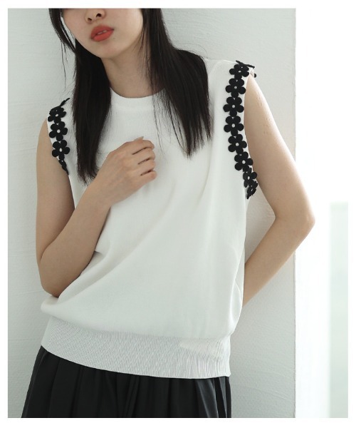 Sawa a la mode(サワアラモード)の「フラワーモチーフサマーニットトップス(ニット/セーター・レディース・ホワイト/ブラック・FREE)」の13枚目の写真