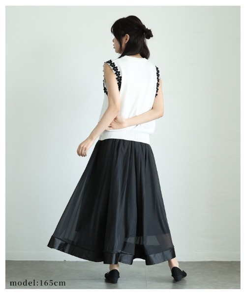 Sawa a la mode(サワアラモード)の「フラワーモチーフサマーニットトップス(ニット/セーター・レディース・ホワイト/ブラック・FREE)」の19枚目の写真