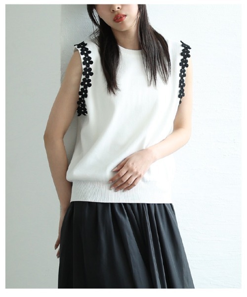 Sawa a la mode(サワアラモード)の「フラワーモチーフサマーニットトップス(ニット/セーター・レディース・ホワイト/ブラック・FREE)」の21枚目の写真