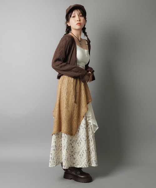 SPINNS(スピンズ)の「カップ付きキャミソール/ヘンリーネック/レース(キャミソール・レディース・ブラック/グレー/アイボリー・ONESIZE)」の12枚目の写真