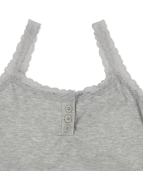 SPINNS(スピンズ)の「カップ付きキャミソール/ヘンリーネック/レース(キャミソール・レディース・ブラック/グレー/アイボリー・ONESIZE)」の18枚目の写真