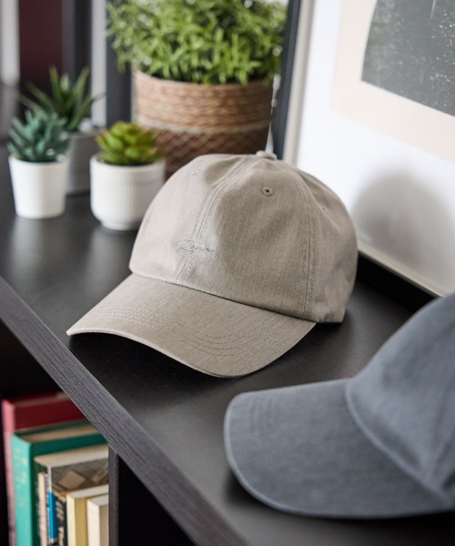 GLOBAL WORK(グローバルワーク)の「カジュアルクラシックロゴCAP/326873(キャップ・メンズ・ダークグレー/ブラック/グリーン/グレイッシュベージュ/ネイビー/ダークブラウン/ライトグリーン/ライトブルー・FREE)」の4枚目の写真