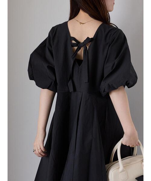 ehka sopo（エヘカソポ）の「バルーンスリーブミニワンピース（ワンピース・レディース・オフホワイト/サックスブルー/ブラック・F）」の2枚目の写真