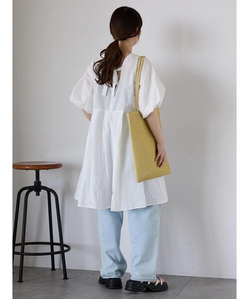 ehka sopo（エヘカソポ）の「バルーンスリーブミニワンピース（ワンピース・レディース・オフホワイト/サックスブルー/ブラック・F）」の9枚目の写真