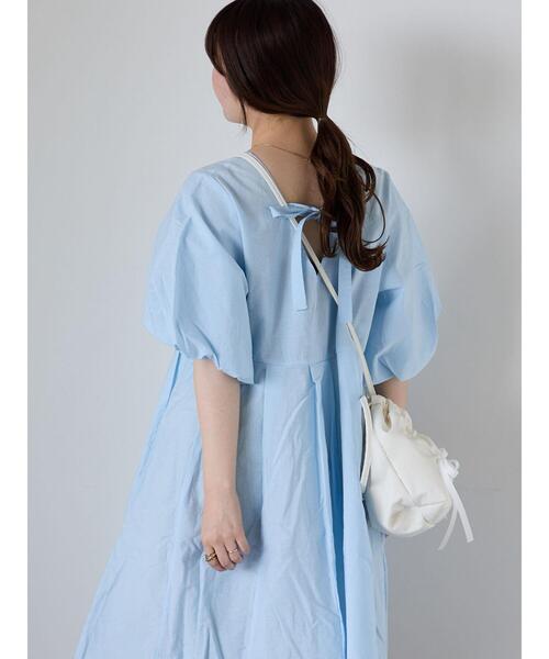 ehka sopo（エヘカソポ）の「バルーンスリーブミニワンピース（ワンピース・レディース・オフホワイト/サックスブルー/ブラック・F）」の20枚目の写真