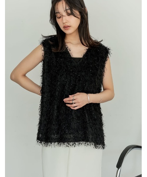 2025 SUMMER COLLECTION]フリンジVネックノースリトップス