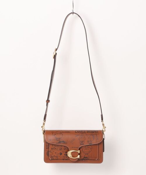 COACH × PEANUTS タビーショルダー26 ニュースペーパープリント COACH｜【公式】【COACH X PEANUTS】タビー ショルダー バッグ