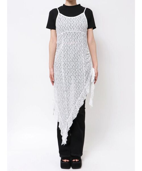 EMODA(エモダ)の「ランダムヘムレースキャミワンピース(ワンピース・レディース・ホワイト/ブラック・FREE)」の3枚目の写真