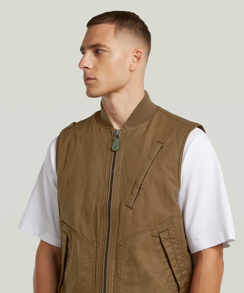 G-STAR(ジースター)の「DUTY CANVAS VEST/ヴィンテージライクウォッシュド加工ダックキャンバスジップアップベスト(ブルゾン・メンズ・ブラウン系その他/ブラック系その他・LARGE/MEDIUM/SMALL)」の14枚目の写真