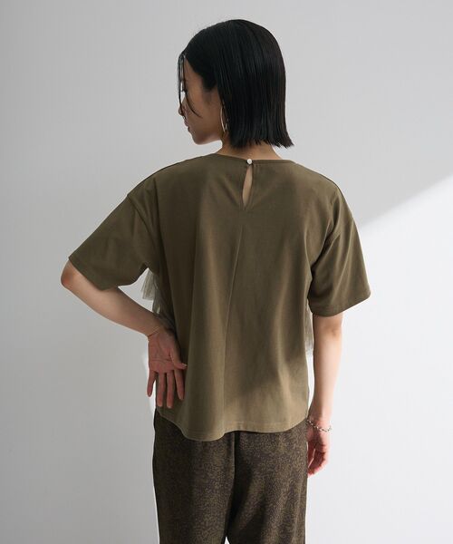 ELENCARE DUE(エレンカーレデュエ)の「・ELENCARE DUE チュールフリルレイヤーTEE(Tシャツ/カットソー・レディース・カーキ/ブラック/オフホワイト/チャコールグレー・FREE)」の21枚目の写真