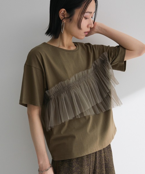 ELENCARE DUE(エレンカーレデュエ)の「・ELENCARE DUE チュールフリルレイヤーTEE(Tシャツ/カットソー・レディース・カーキ/ブラック/オフホワイト/チャコールグレー・FREE)」の4枚目の写真