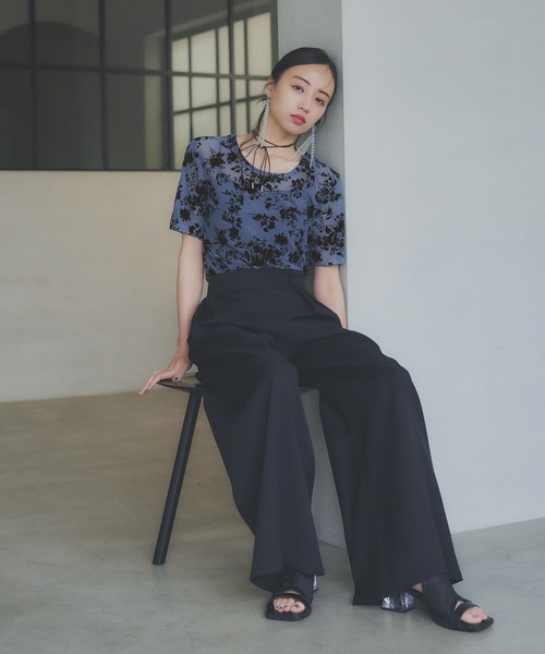 tシャツ 2WAYフラワーフロッキーＵネックＴ(HARE) レディース 2WAYフラワーフロッキーUネックT(HARE)（Tシャツ/カットソー