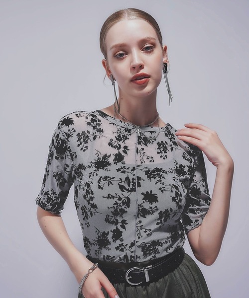 HARE(ハレ)の「2WAYフラワーフロッキーUネックT(HARE)(Tシャツ/カットソー・レディース・グレー/ブルー/ブラック・FREE)」の21枚目の写真