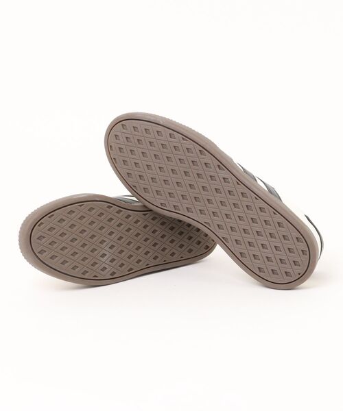 adidas（アディダス）の「【adidas】BREAKNET SLEEK W（スニーカー・レディース・ホワイト×ブラック・23.0cm/23.5cm/24.0cm/24.5cm/25.0cm）」の3枚目の写真