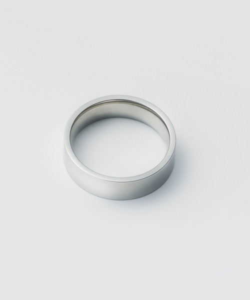 WYZ surgical stainless(ダブリューワイジィーサージカルステンレス)の「【 金属アレルギー対応 】サージカルステンレス シンプルリング(リング・メンズ・ゴールド/ブラック/シルバー・16号/18号/20号)」の4枚目の写真