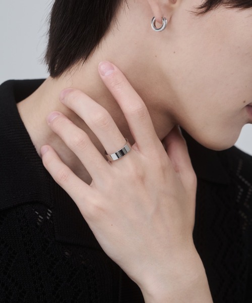 WYZ surgical stainless(ダブリューワイジィーサージカルステンレス)の「【 金属アレルギー対応 】サージカルステンレス シンプルリング(リング・メンズ・ゴールド/ブラック/シルバー・16号/18号/20号)」の11枚目の写真