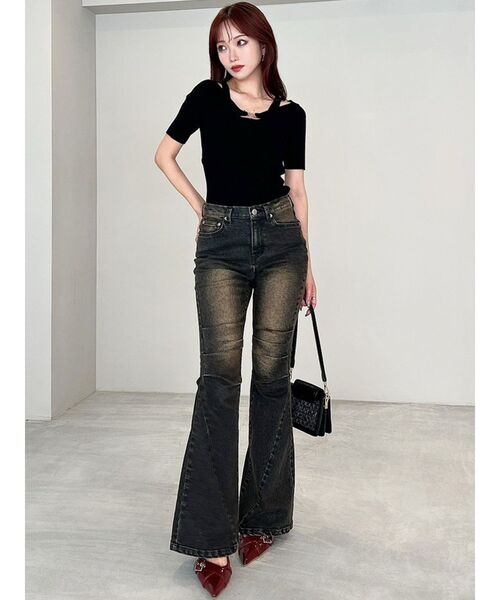 RESEXXY（リゼクシー）の「GOLDパーツリブニットトップス（ニット/セーター・レディース・ブルー/ブラック/ホワイト・FREE）」の11枚目の写真