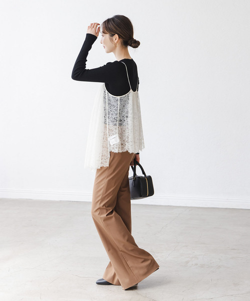 Noble（ノーブル）の「ハイストレッチナローフレアパンツ（スラックス・レディース・キャメル/ブラック・36/38/40/34）」の5枚目の写真