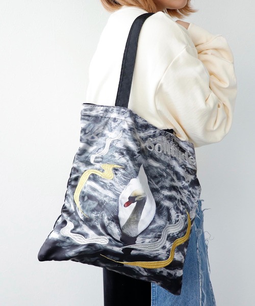 Three Four Time（ｽﾘｰﾌｫｰﾀｲﾑ）の「【Casselini】ドゥードゥールフォトトート（トートバッグ・レディース・ブラック/レッド/イエロー・FREE）」の9枚目の写真