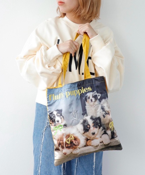 Three Four Time（ｽﾘｰﾌｫｰﾀｲﾑ）の「【Casselini】ドゥードゥールフォトトート（トートバッグ・レディース・ブラック/レッド/イエロー・FREE）」の10枚目の写真