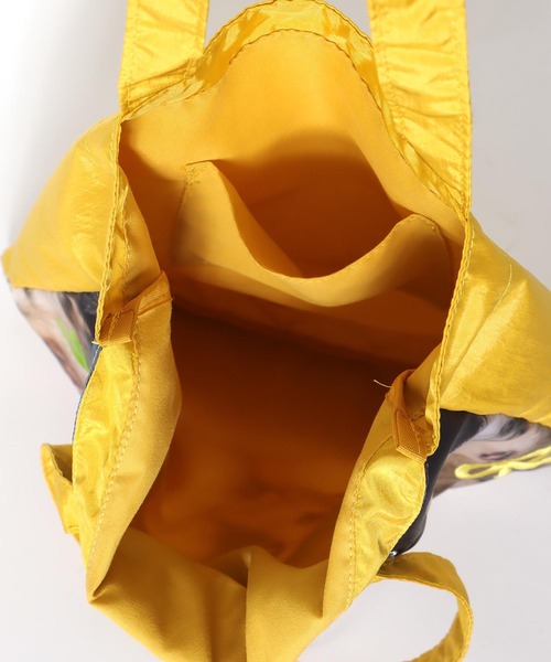 Three Four Time（ｽﾘｰﾌｫｰﾀｲﾑ）の「【Casselini】ドゥードゥールフォトトート（トートバッグ・レディース・ブラック/レッド/イエロー・FREE）」の18枚目の写真