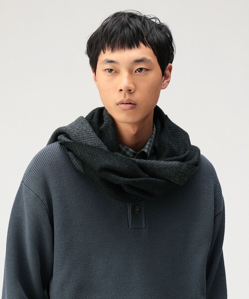 BEAMS（ビームス）の「カシミヤ ２トーン マフラー（マフラー・メンズ・チャコールグレー/ネイビー/ブラック・ONE SIZE）」の9枚目の写真