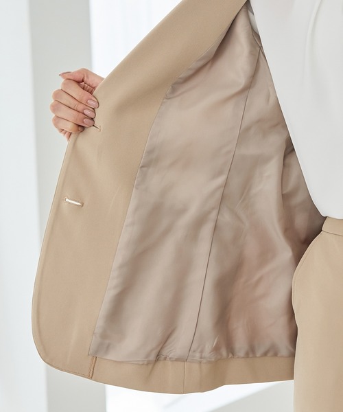 Honeys（ハニーズ）の「【ストレッチ・マシンウォッシャブル・イージーケア】２つ釦テーラードジャケット（テーラードジャケット・レディース・ブラック/ネイビー/ヘザーチャコール/ダークベージュ・S/3L/LL/M/L）」の20枚目の写真