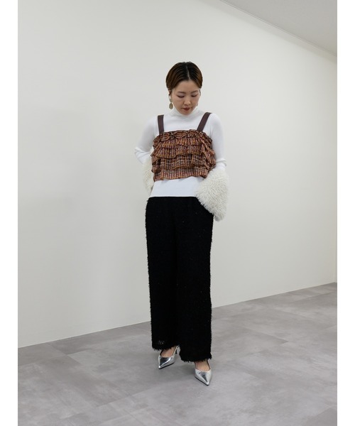 TEVALT（ヴァレット）の「ファースリーブリブタートルニットトップス（ニット/セーター・レディース・オフホワイト/ブラック・38）」の4枚目の写真