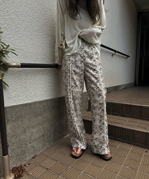 WILLFULLY（ウィルフリー）の「flowing line back slit piping PT（その他パンツ）」