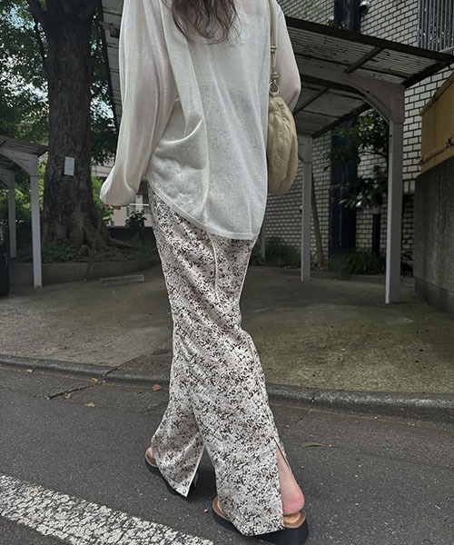 WILLFULLY（ウィルフリー）の「flowing line back slit piping PT（その他パンツ・レディース・ブラック/ホワイト系その他・FREE）」の3枚目の写真