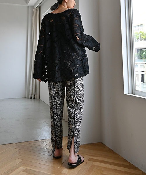 WILLFULLY（ウィルフリー）の「flowing line back slit piping PT（その他パンツ・レディース・ブラック/ホワイト系その他・FREE）」の21枚目の写真