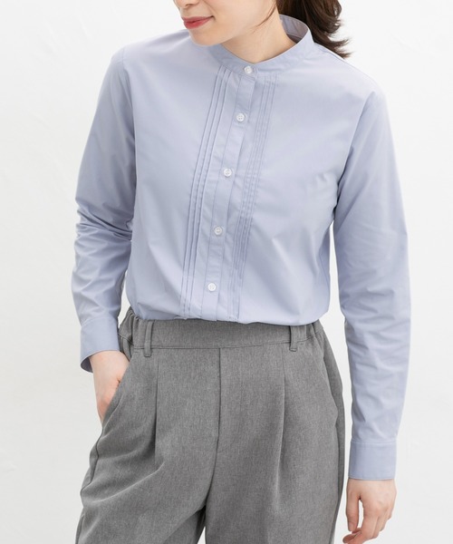 Honeys（ハニーズ）の「【らくらくアイロン】らくらくピンタックシャツ（ビジネスシャツ・レディース・グレイッシュベージュ/ホワイト/ネイビー/グレイッシュブルー/ブラック・L/3L/S/M/LL）」の5枚目の写真