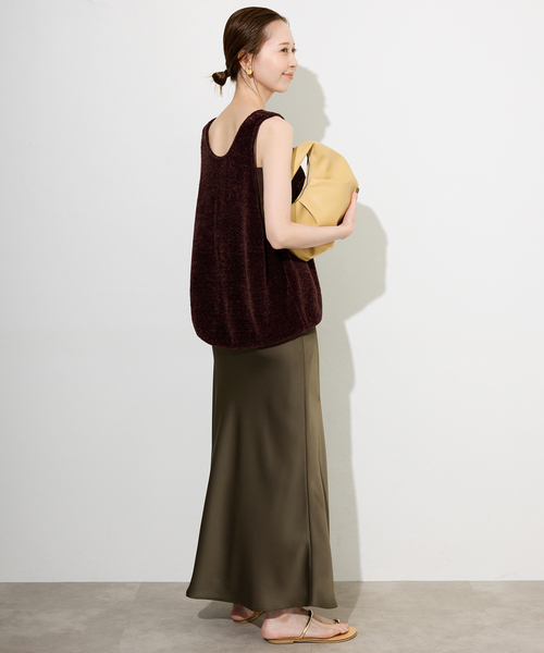 SLOBE IENA（スローブイエナ）の「サテンナロースカート（スカート・レディース・ブラック/カーキ/ブラウン・36/38）」の6枚目の写真