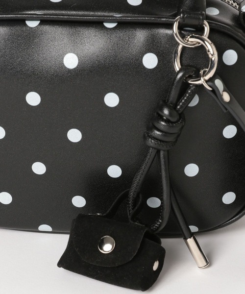 LOWRYS FARM（ローリーズファーム）の「チャームツキミニボストン  592822（ボストンバッグ・レディース・ブラック/ピンク/ブラウン/ドット/アイボリー/ピンク系その他・FREE）」の22枚目の写真