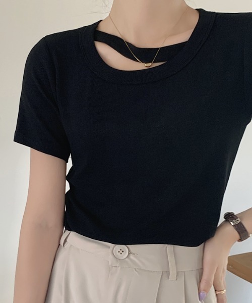 mebole(メボレ)の「カットアウトカラーTシャツ(Tシャツ/カットソー・レディース・ピンク/ブラウン/ブラック/ホワイト/グリーン・FREE)」の20枚目の写真