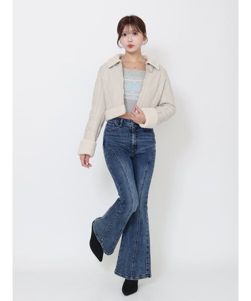 EATME（イートミー）の「ラインフレアデニムパンツ（デニムパンツ・レディース・ブルー/ブラック/ライトブルー・SMALL/MEDIUM）」の12枚目の写真