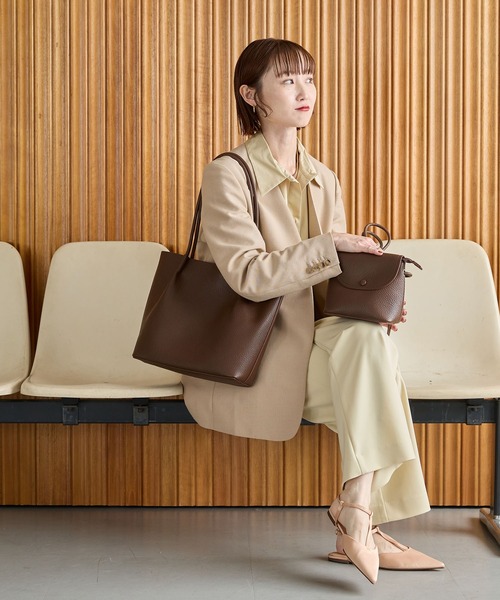 murir(ミュリール)の「A4トート&ポシェットセット(トートバッグ・レディース・ブラック/ブラウン/ラベンダー/ダークブラウン・FREE)」の6枚目の写真