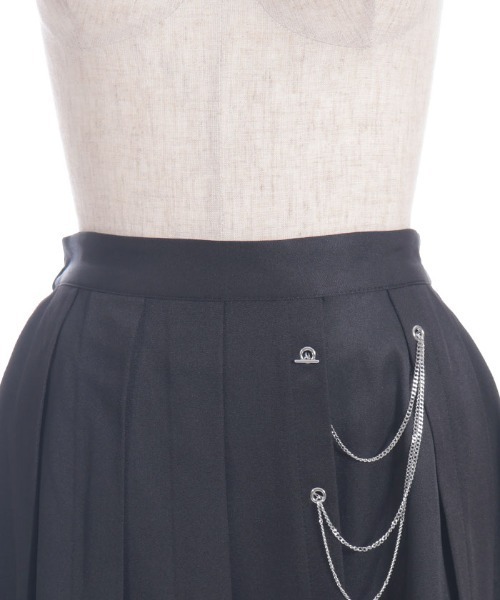 axes femme（アクシーズファム）の「ダブルチェーンプリーツＳＫ（スカート・レディース・ワイン/ブラック/ネイビー・FREE）」の6枚目の写真