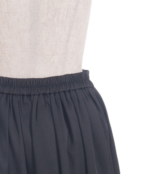 axes femme（アクシーズファム）の「ダブルチェーンプリーツＳＫ（スカート・レディース・ワイン/ブラック/ネイビー・FREE）」の8枚目の写真